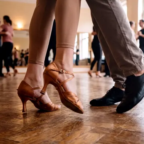 Farn Bach – Ballettunterricht für Kinder